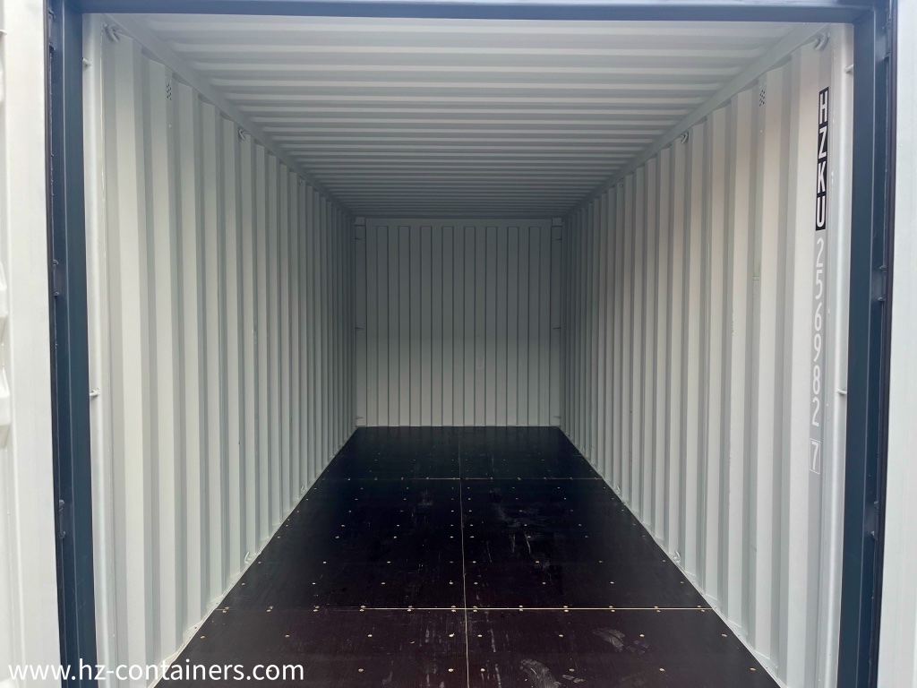 ダークグレーのコンテナ サイズ 20 フィート、送料無料、HZKU 256 982