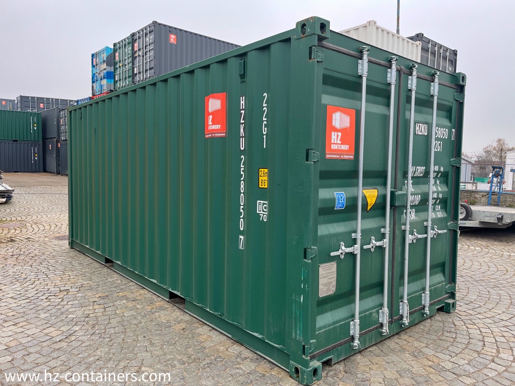 20' green storage container, ideal for hunting, HZKU 258 050-7