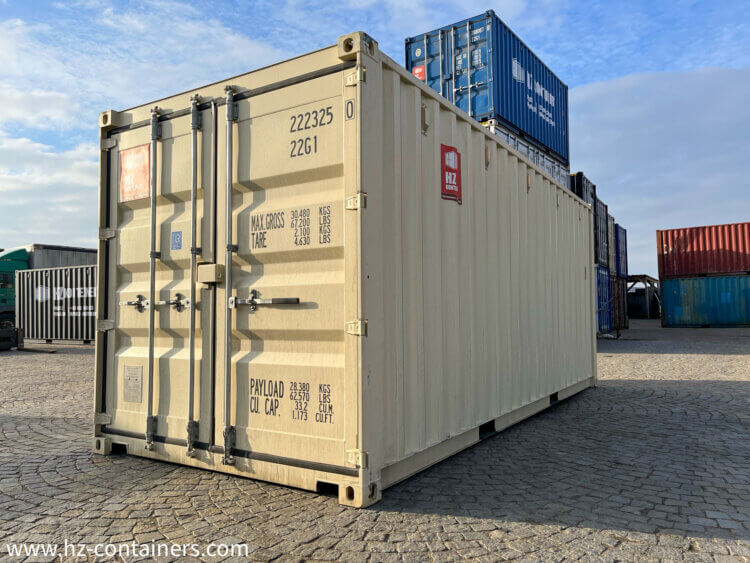 www.hz-containers.com www.hz-kontejnery.cz NOWE KONTENERY, KONTENERY PO JEDNYM TRANSPORCIE MORSKIM, WYNAJEM KONTENERÓW MORSKICH, CHŁODNICZYCH