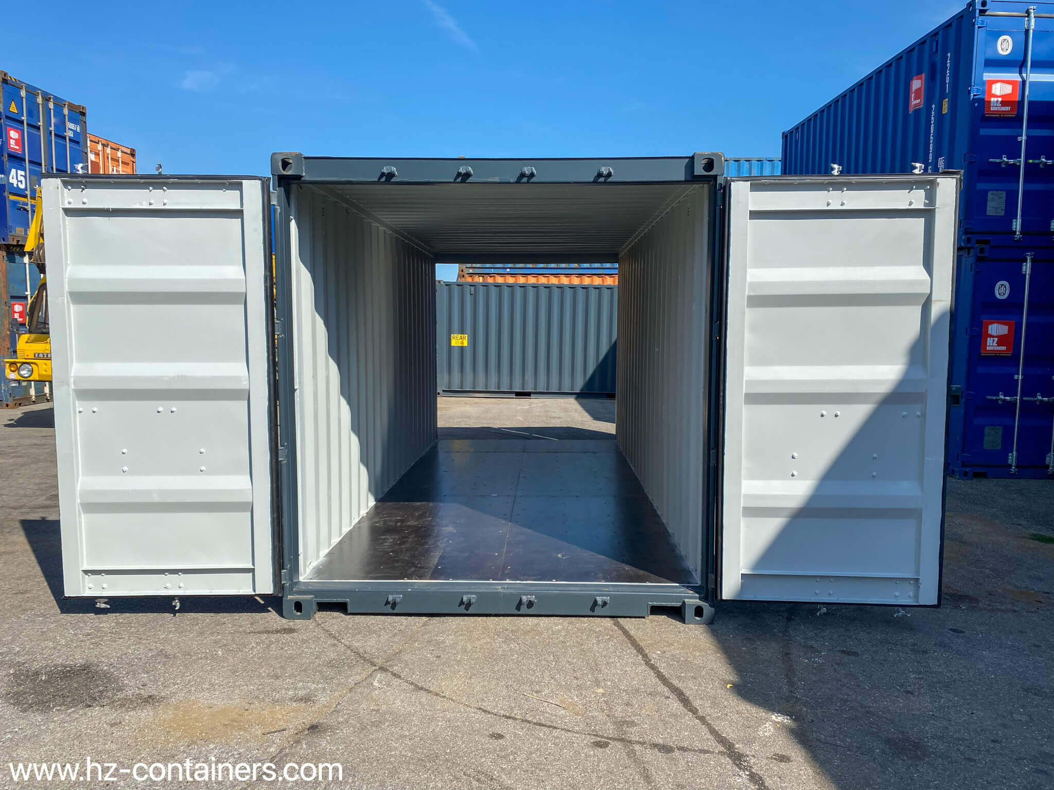 double door container