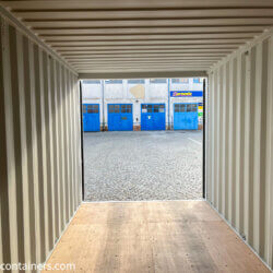 chargement de conteneurs, transport de conteneurs maritimes, conteneurs maritimes 20