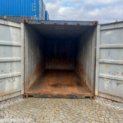 kontener wysyłkowy, cena wyrzuconego kontenera transportowego, wyrzucone kontenery transportowe