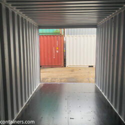 www.hz-containers.com www.hz-kontejnery.cz Nous vendons également des conteneurs de stockage neufs, conteneur maritime, ONTENEDORES FRIGORÍFICOS, www.confoot.cz 13