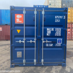 www.hz-containers.com www.hz-kontejnery.cz Nous vendons également des conteneurs de stockage neufs, conteneur maritime, ONTENEDORES FRIGORÍFICOS, www.confoot.cz 7