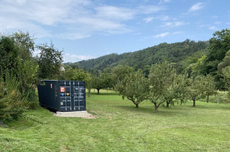 Przechowywanie w ogrodzie, kontener i pozwolenie