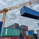 By buying a container directly from the shipping company, you save hundreds of €