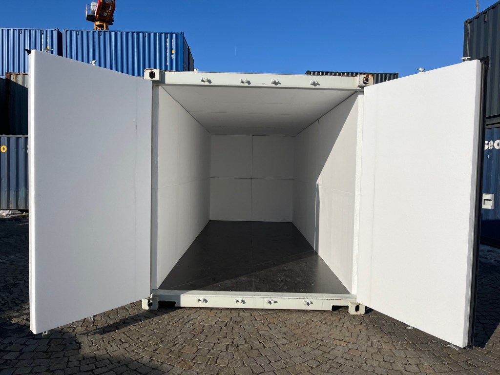 Zateplený lodní kontejner polystyrenem

Insulated shipping container with polystyrene